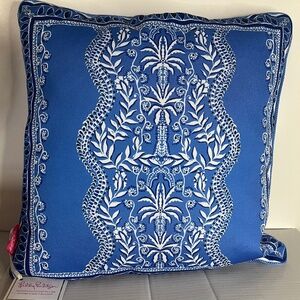 Lilly Pulitzer BLUE HAVE IT BOTH RAYS~ 18” INDOOR/OUTDOOR PILLOW